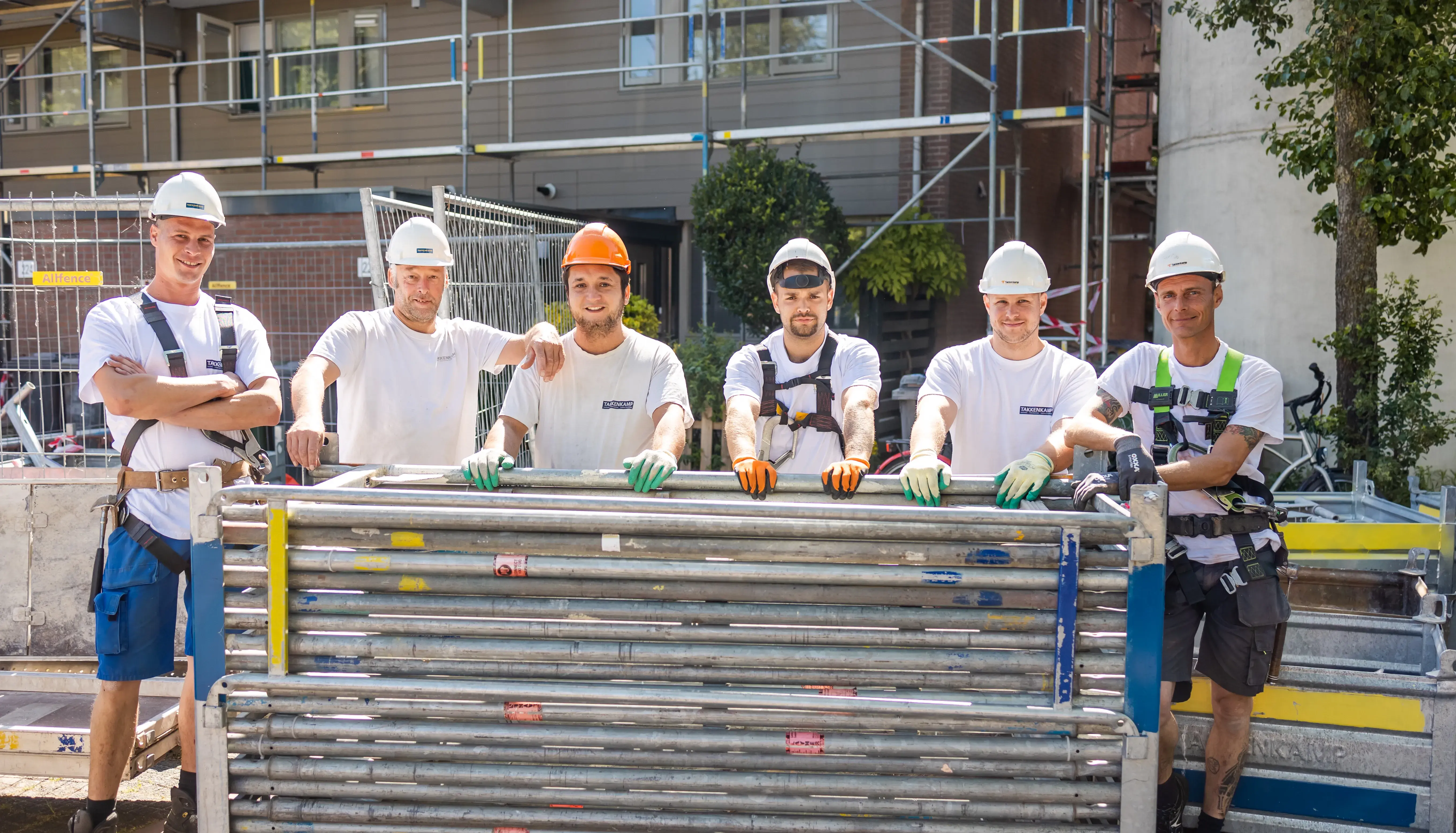 medewerkers steigerbouw